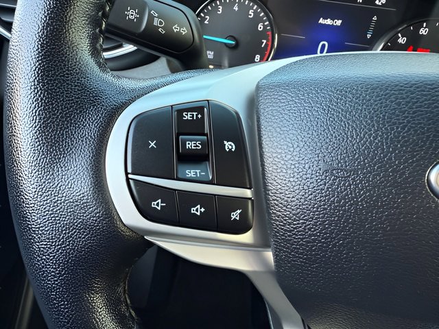 Certified 2022 Ford Explorer XLT w/ Equipment Group 202A AWD/4WD image 17