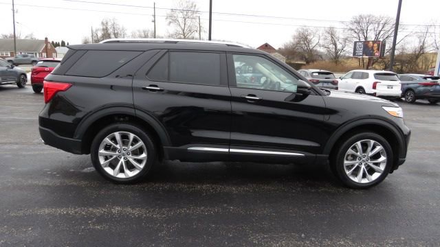 Certified 2023 Ford Explorer Platinum w/ Technology Package image 9