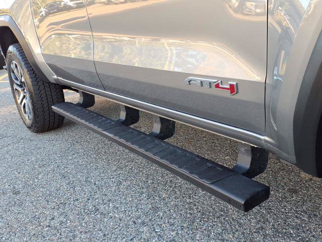 Used 2024 GMC Canyon AT4 AWD/4WD image 9