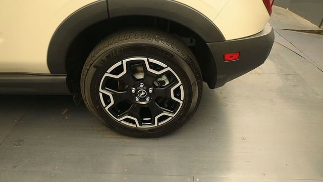 Certified 2025 Ford Bronco Sport Outer Banks AWD/4WD image 9