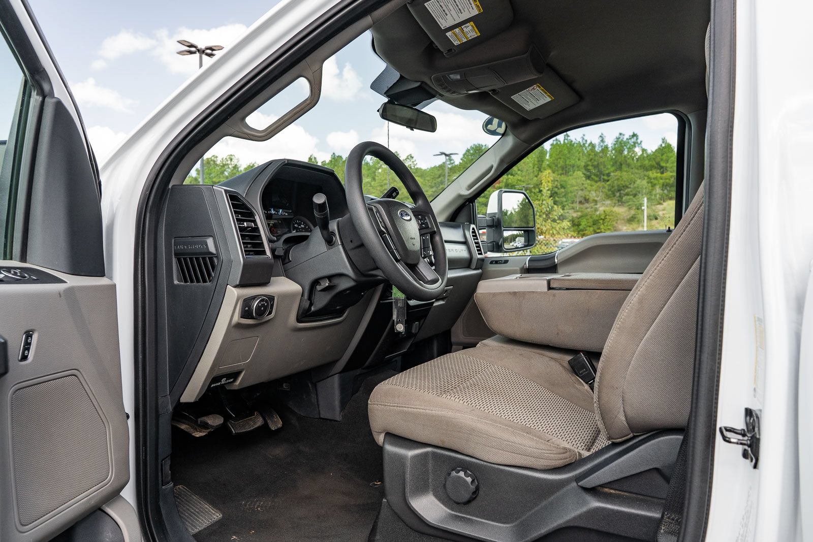Certified 2022 Ford F350 XLT AWD/4WD image 17