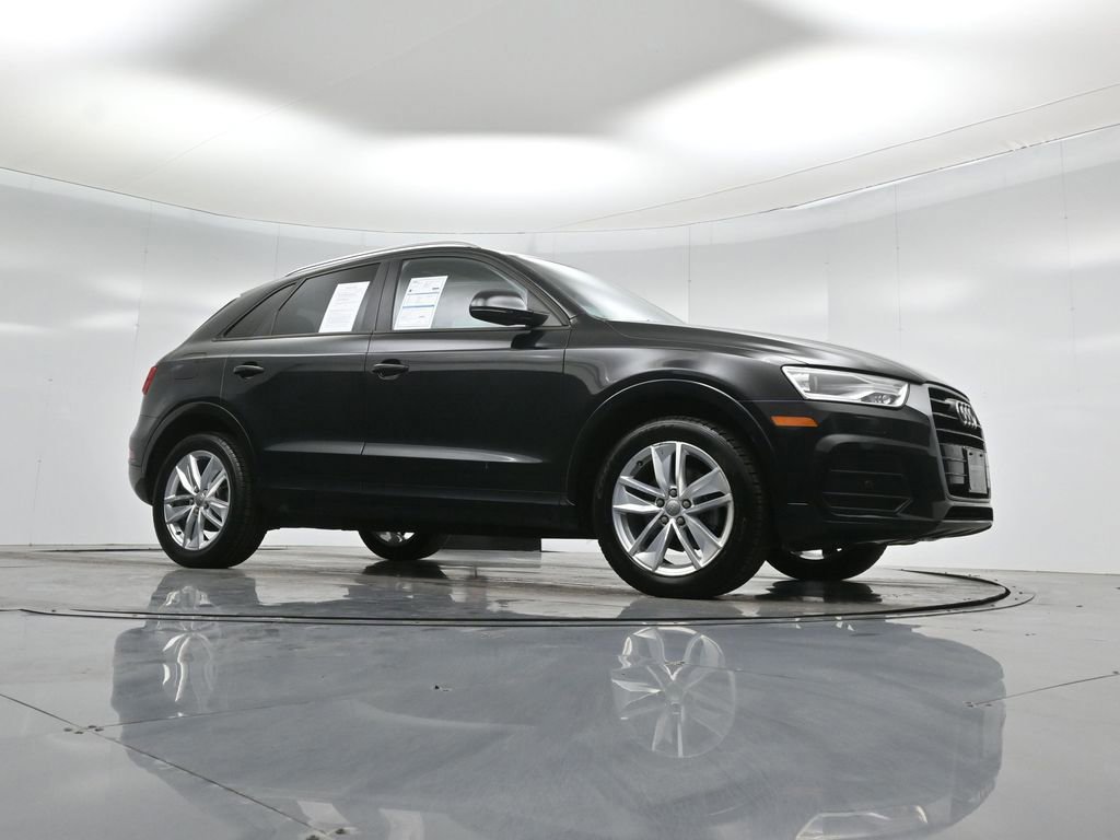 Used 2017 Audi Q3 2.0T Premium w/ Convenience Package image 2