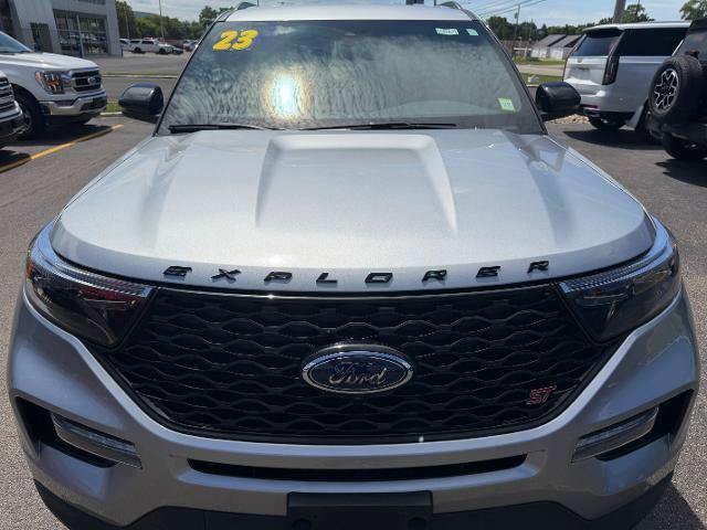 Certified 2023 Ford Explorer ST w/ Equipment Group 401A AWD/4WD image 5