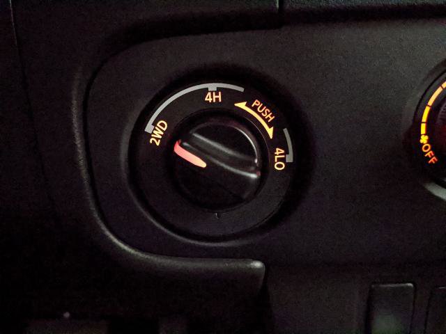 Used 2025 Nissan Frontier S AWD/4WD image 10