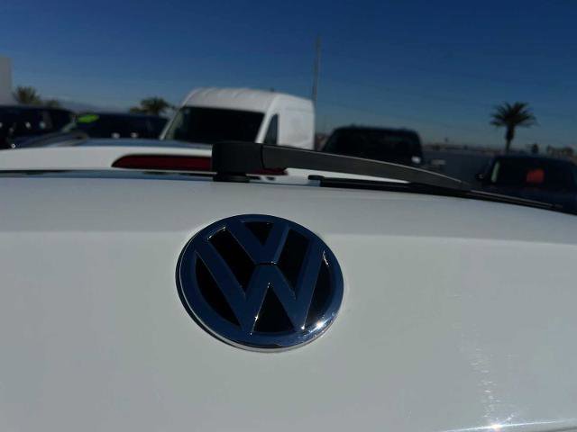 Used 2020 Volkswagen Tiguan SE w/ Panoramic Sunroof Package image 10