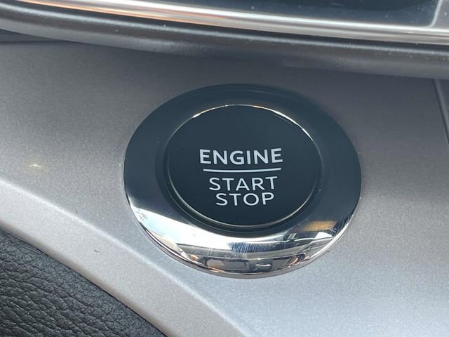 Certified 2023 Ford Explorer XLT w/ Equipment Group 202A image 29