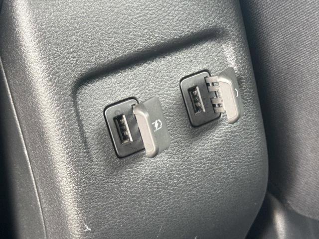 Used 2024 Nissan Kicks SV image 31