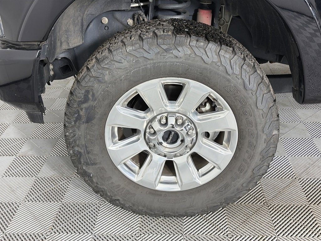 Certified 2020 Ford F350 Platinum w/ Tremor Off-Road Package image 8