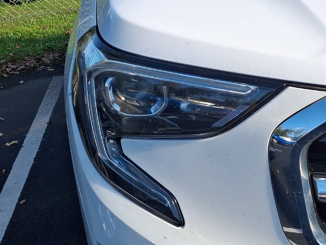 Used 2019 GMC Terrain SLT w/ Preferred Package AWD/4WD image 9