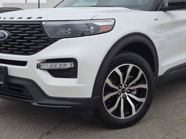 Certified 2023 Ford Explorer ST-Line w/ Class IV Trailer Tow Package image 8