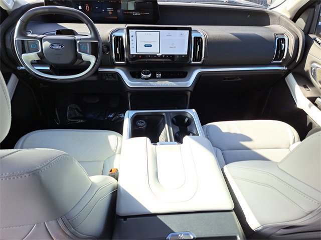 Certified 2025 Ford Expedition Platinum w/ Driver's Package image 10