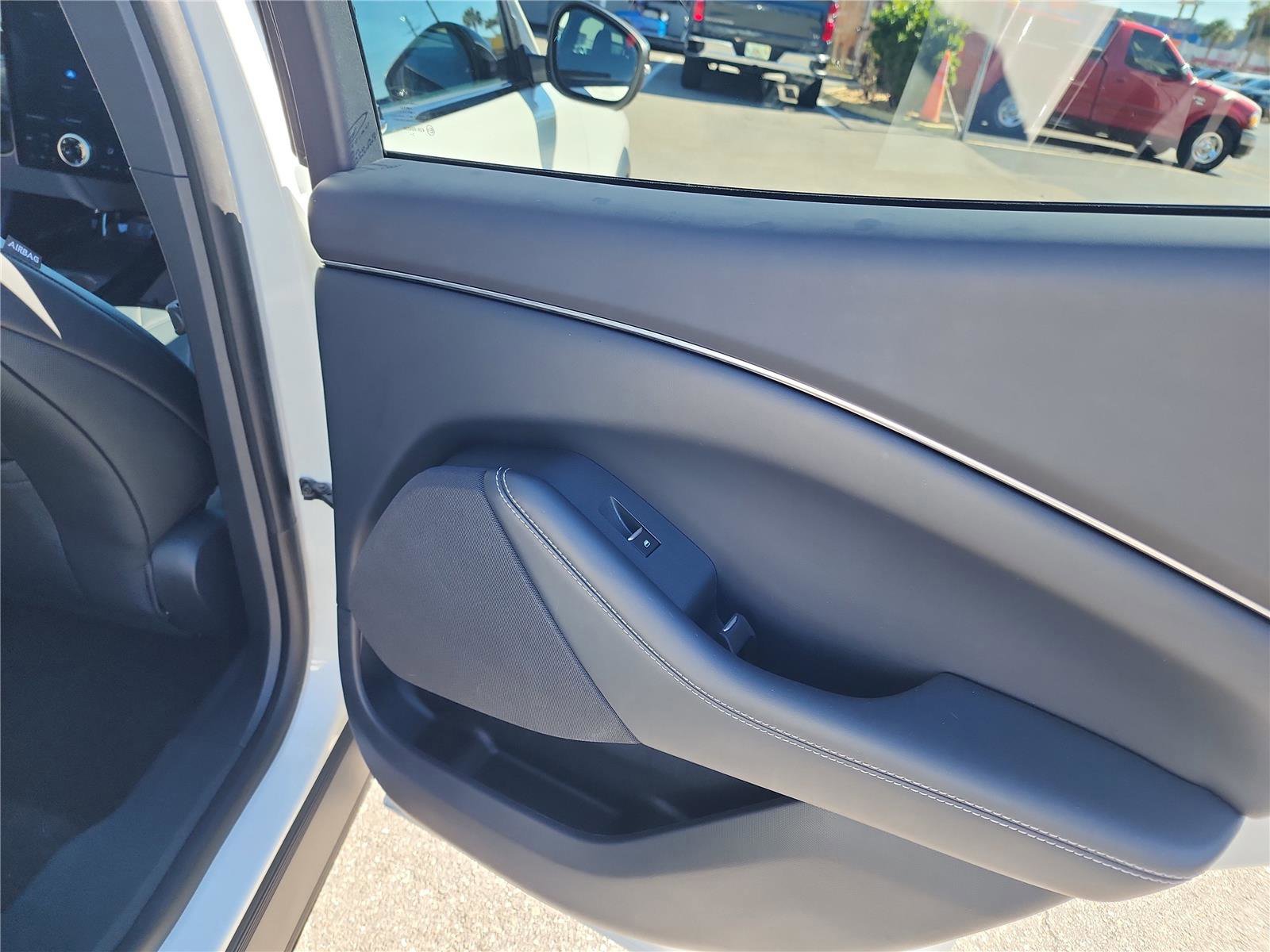 Certified 2024 Ford Mustang Mach-E Select w/ Comfort Package Lite image 21