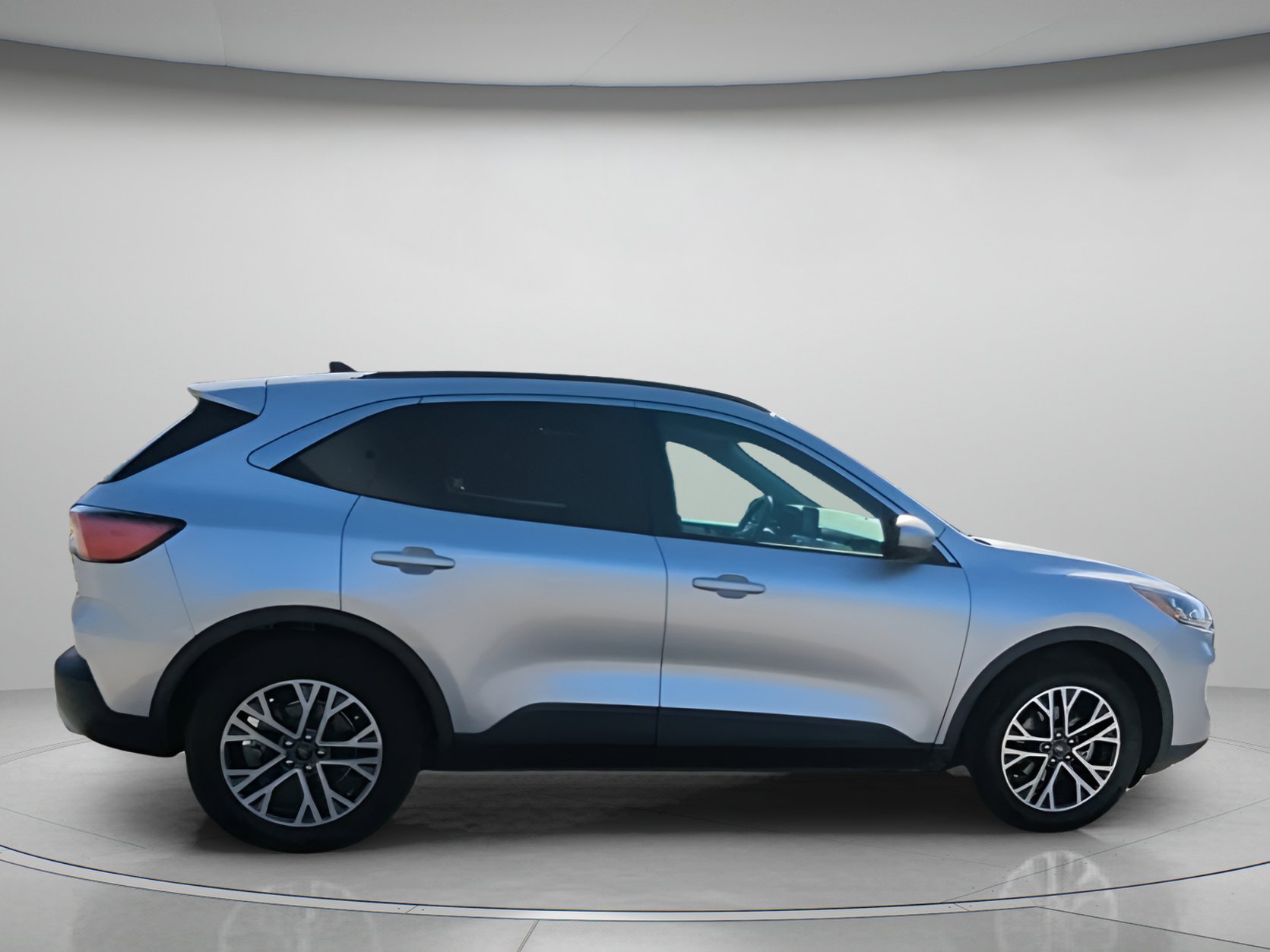 Certified 2020 Ford Escape SEL image 31