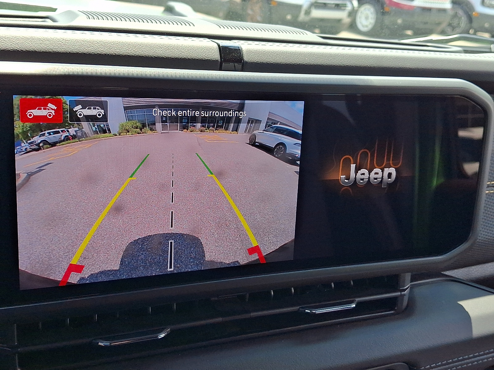 Used 2025 Jeep Wrangler Unlimited Rubicon 392 AWD/4WD image 25