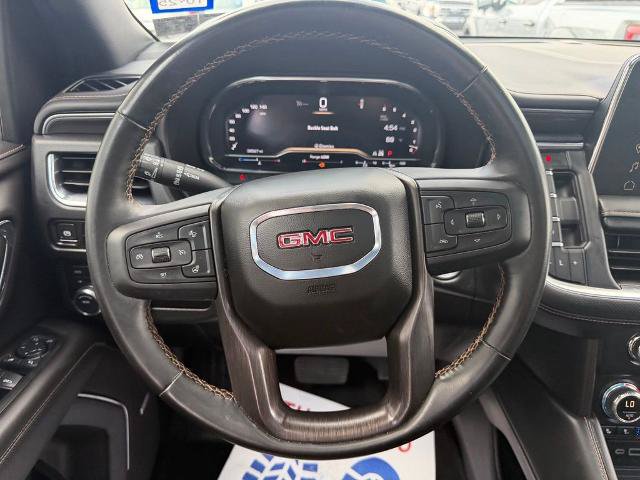 Used 2024 GMC Yukon XL AT4 w/ Technology Package AWD/4WD image 16