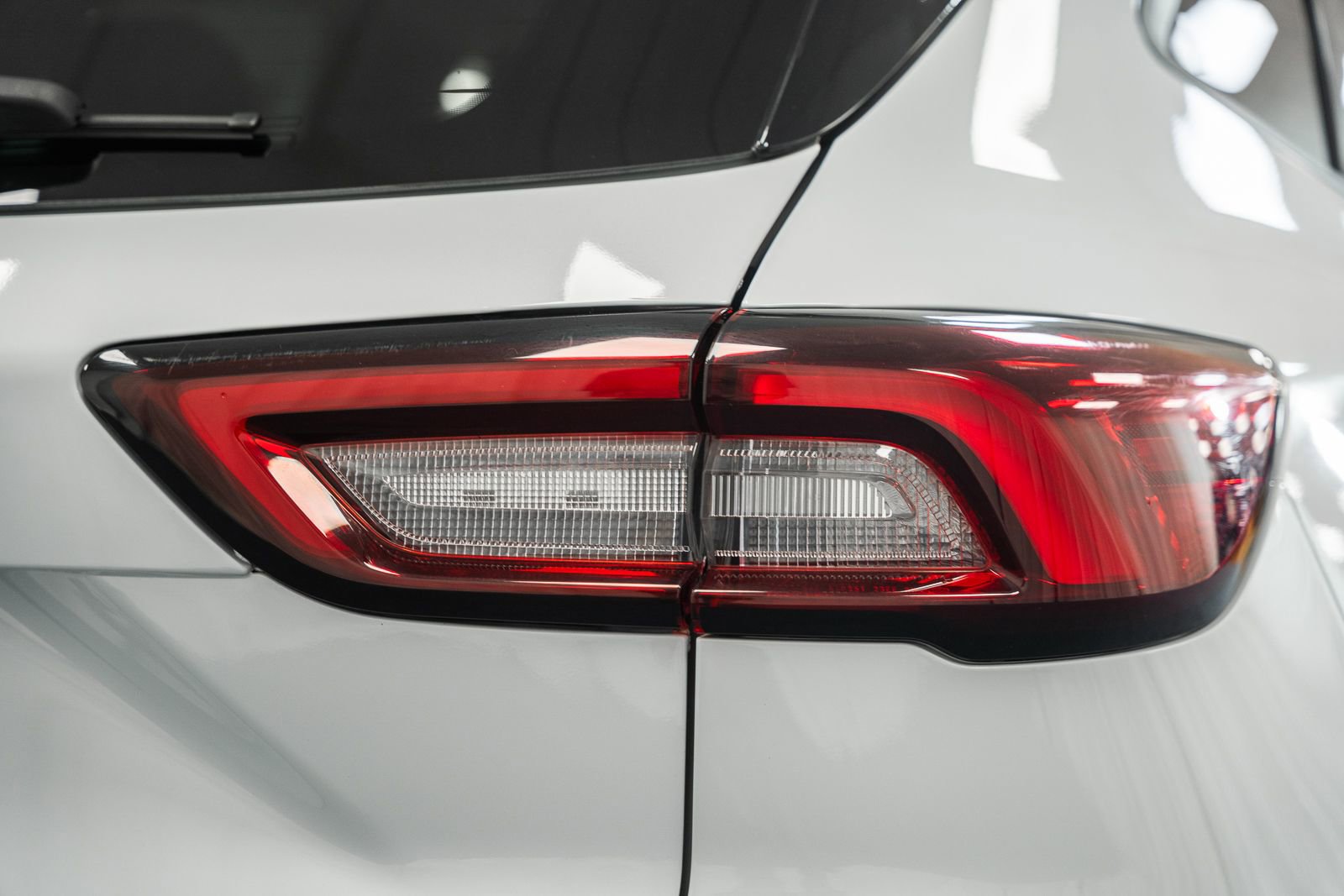 Certified 2025 Ford Escape Active image 6