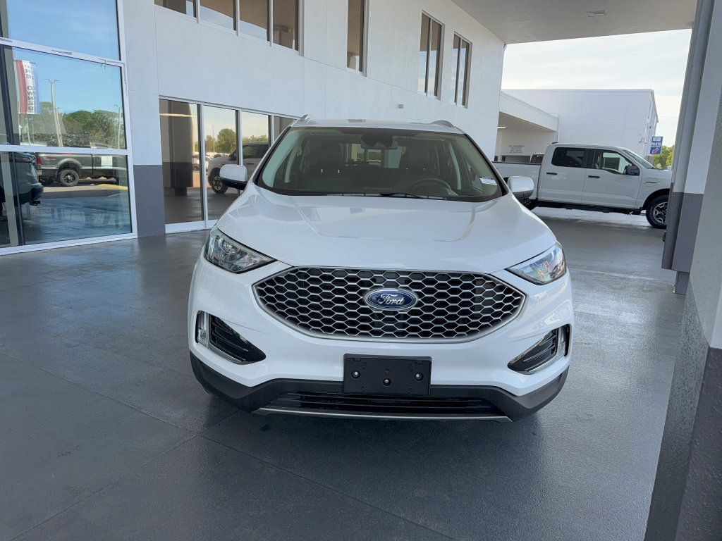 Certified 2024 Ford Edge SEL w/ Convenience Package image 6