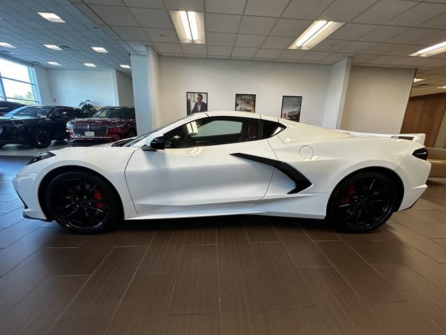 Used 2023 Chevrolet Corvette Stingray Preferred Cpe w/ Z51 Performance Package RWD image 8