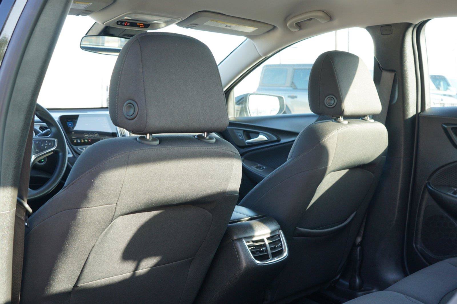 Used 2025 Chevrolet Malibu LT FWD image 22