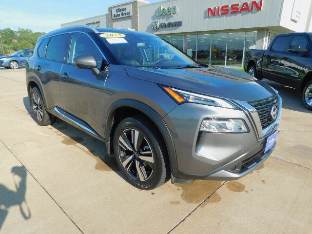 Used 2023 Nissan Rogue SL AWD/4WD image 3