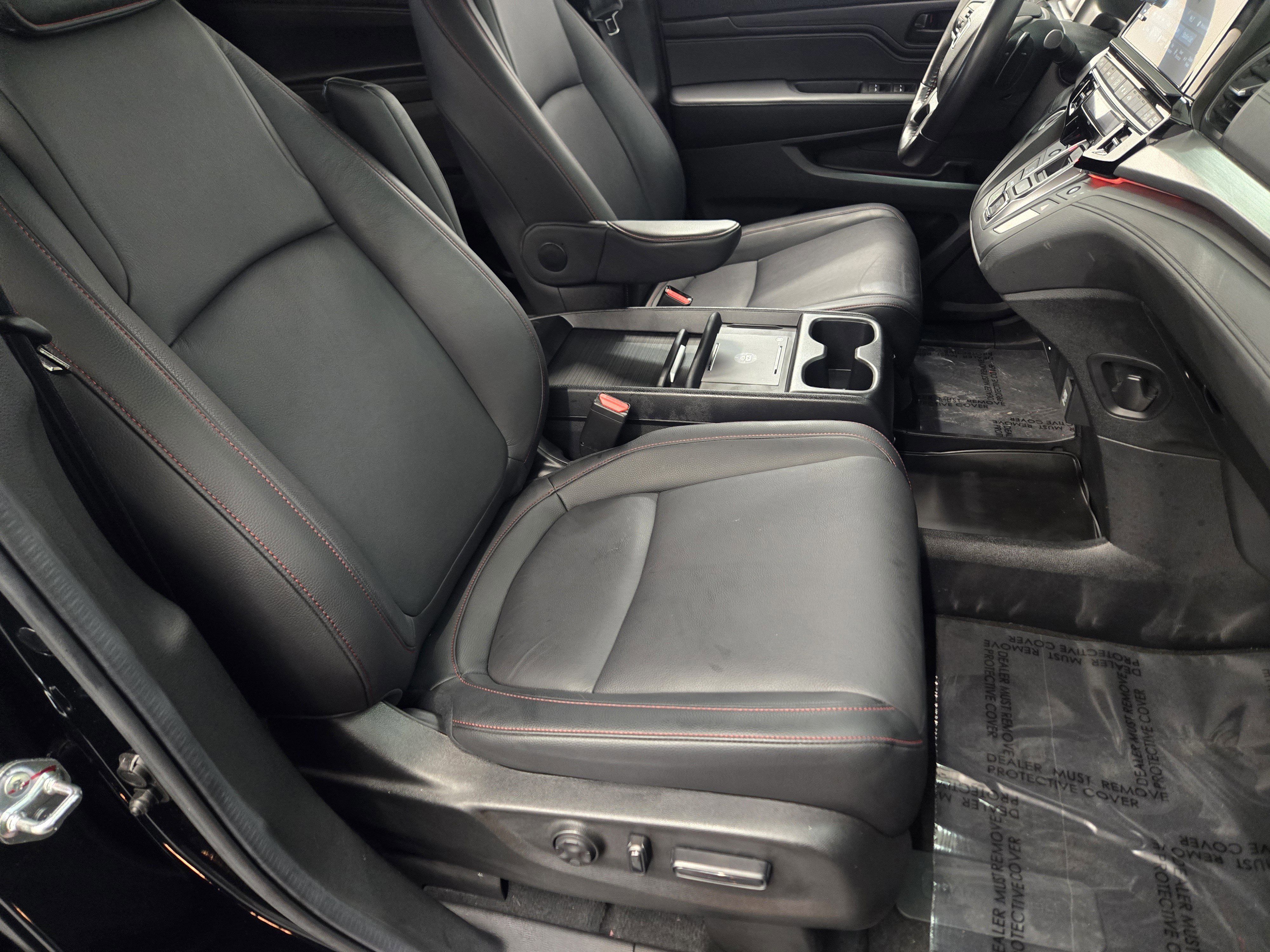 Used 2025 Honda Odyssey Sport-L image 14