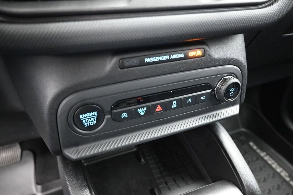 Certified 2025 Ford Bronco Sport Outer Banks w/ Outer Banks Tech Package+ AWD/4WD image 17