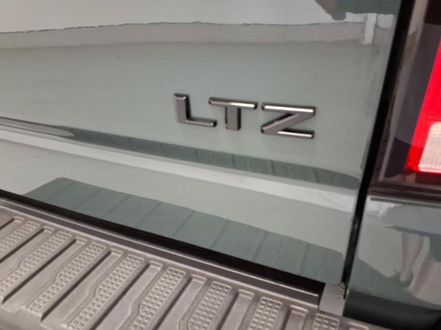 Used 2025 Chevrolet Silverado 2500 LTZ w/ Trail Boss Package AWD/4WD image 14