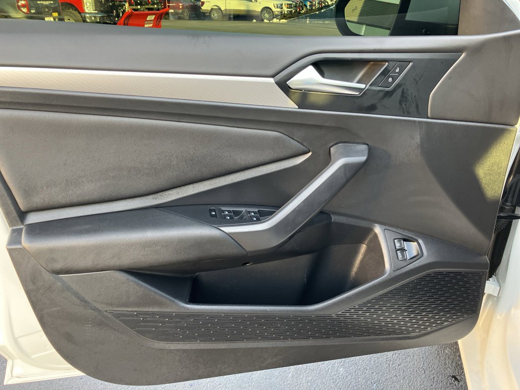 Used 2021 Volkswagen Jetta S w/ Driver Assistance Package image 16