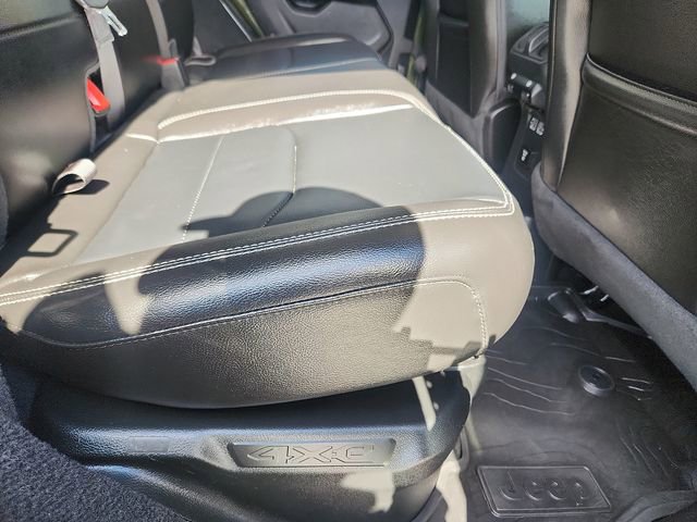 Used 2023 Jeep Wrangler Unlimited Sahara w/ Dual Top Group image 29