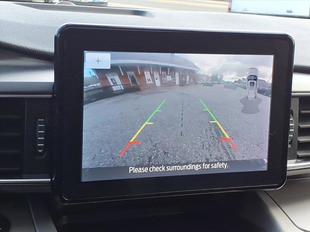 Certified 2020 Ford Explorer XLT w/ Equipment Group 202A image 21