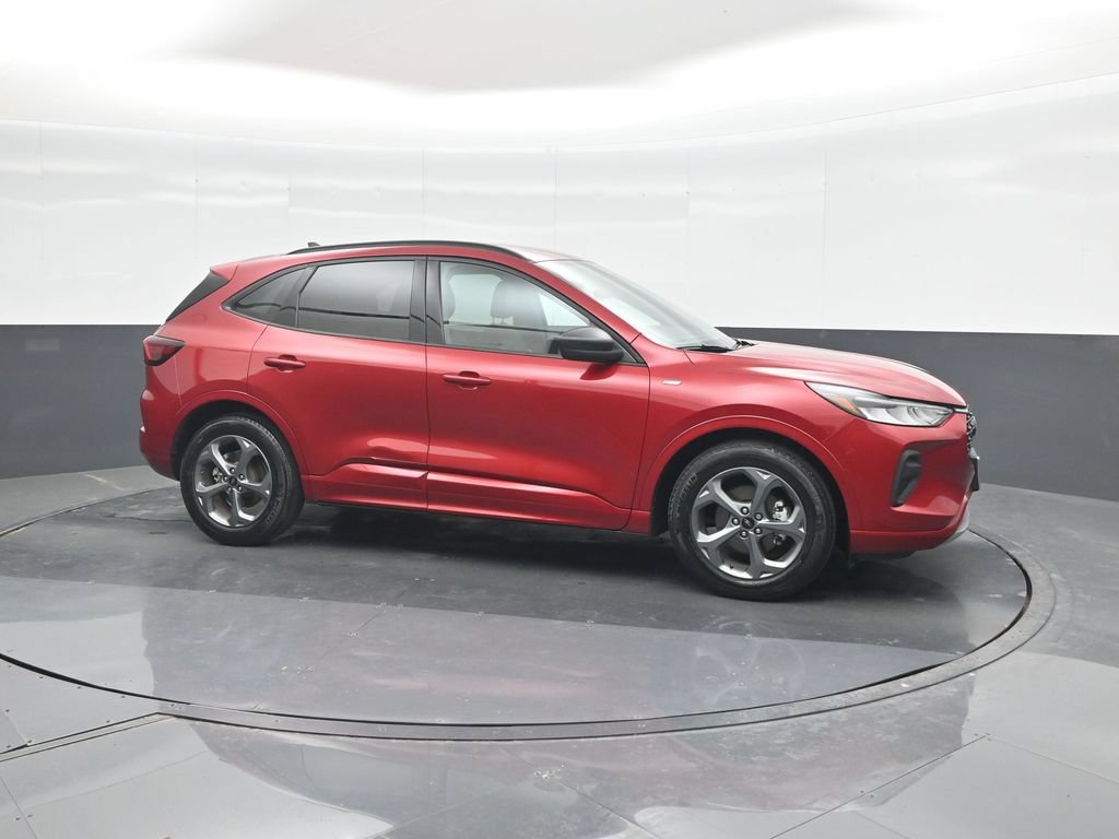 Certified 2024 Ford Escape ST-Line w/ Tech Pack #1 FWD image 11