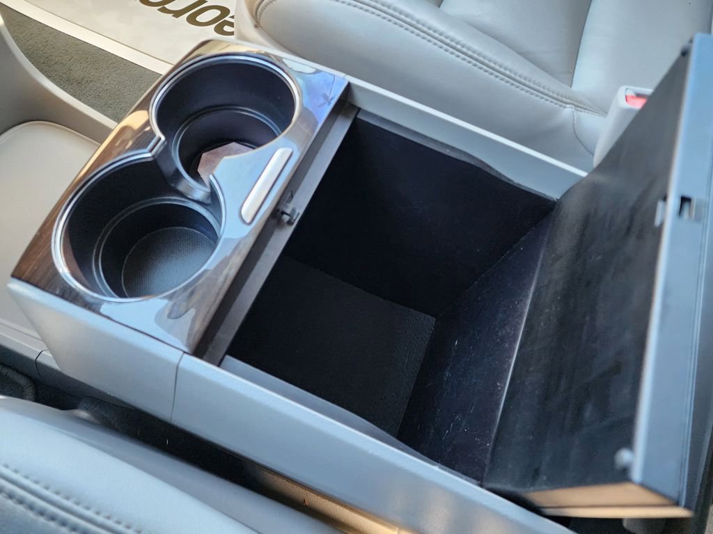 Used 2019 Toyota Sienna XLE image 25