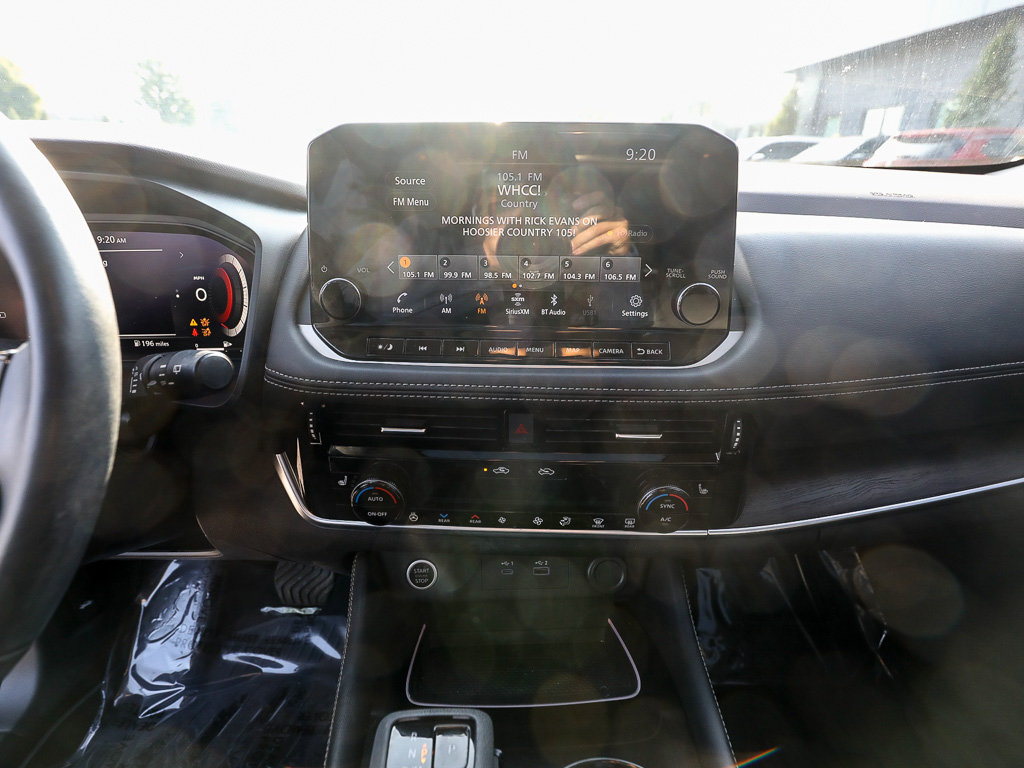 Used 2021 Nissan Rogue Platinum AWD/4WD image 16
