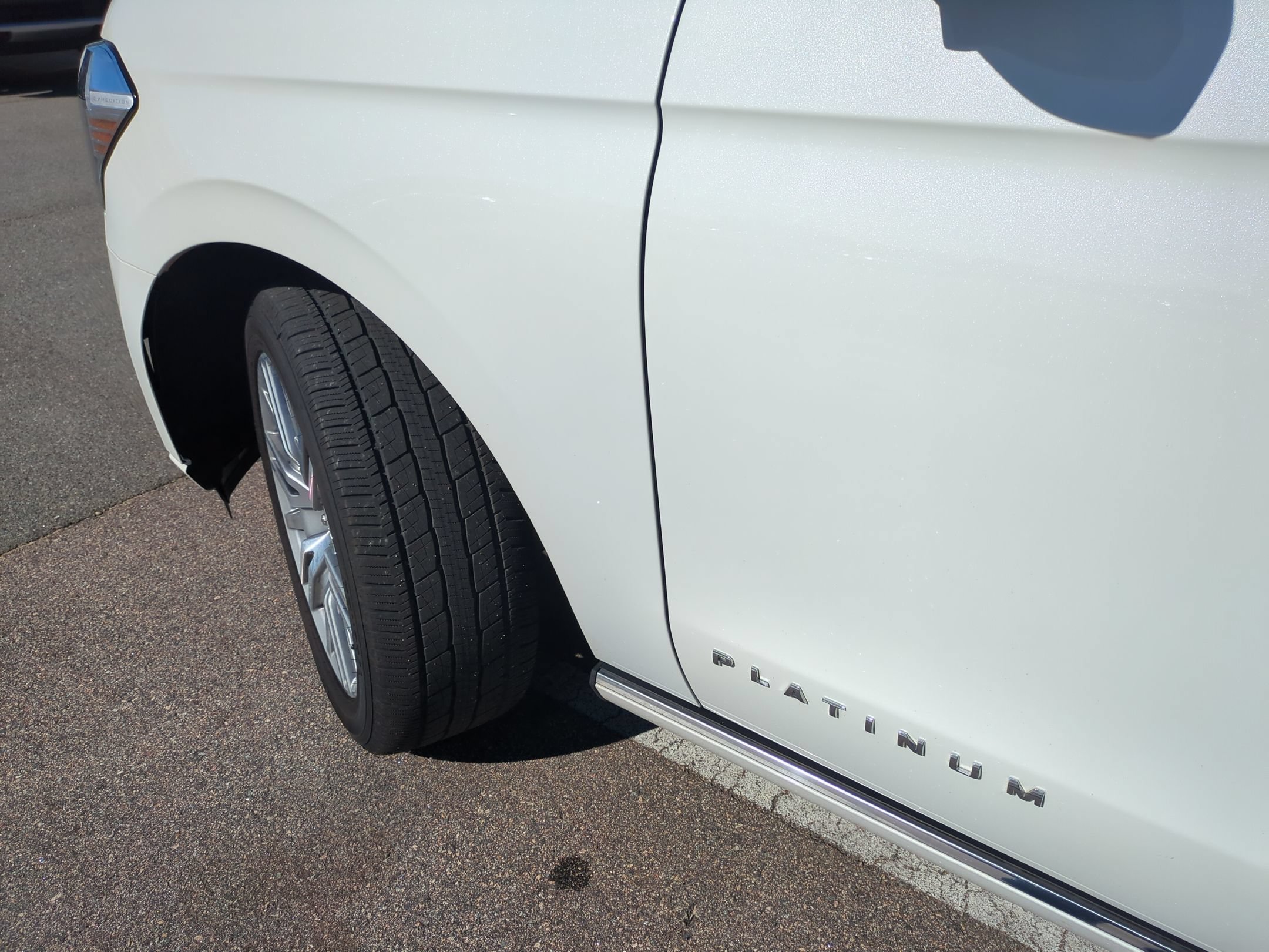 Certified 2023 Ford Expedition Max Platinum AWD/4WD image 12