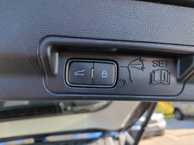 Certified 2025 Ford Explorer Active w/ Active Comfort Package AWD/4WD image 21