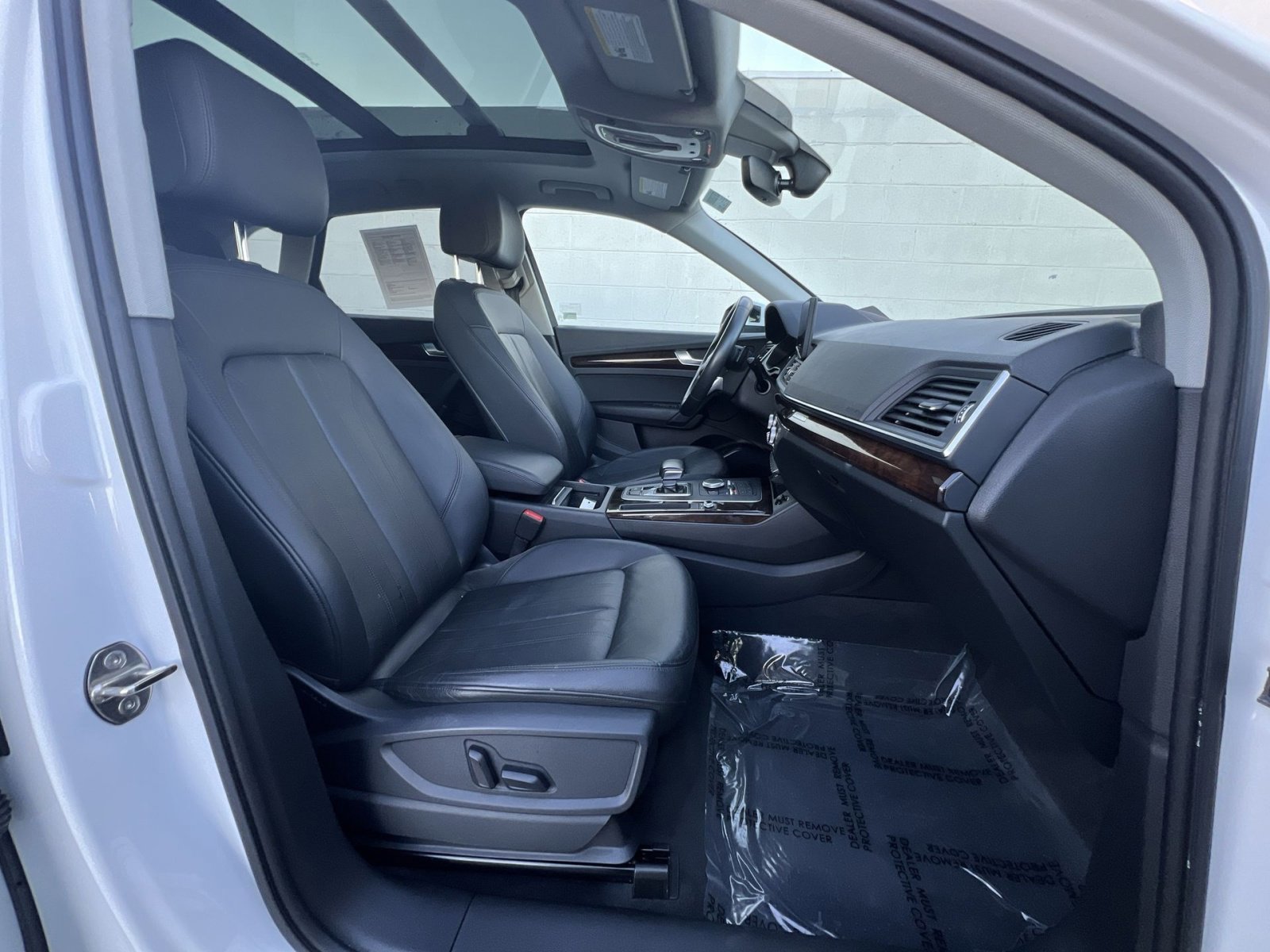 Used 2020 Audi Q5 2.0T Premium w/ Convenience Package image 27