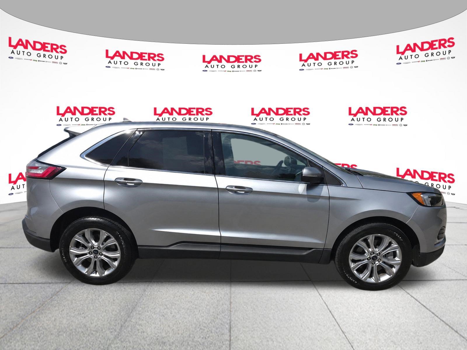Certified 2024 Ford Edge Titanium AWD/4WD image 4