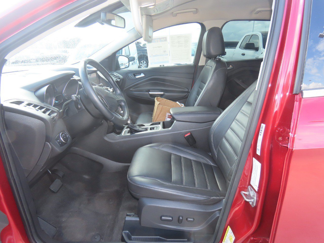 Certified 2017 Ford Escape Titanium FWD image 25