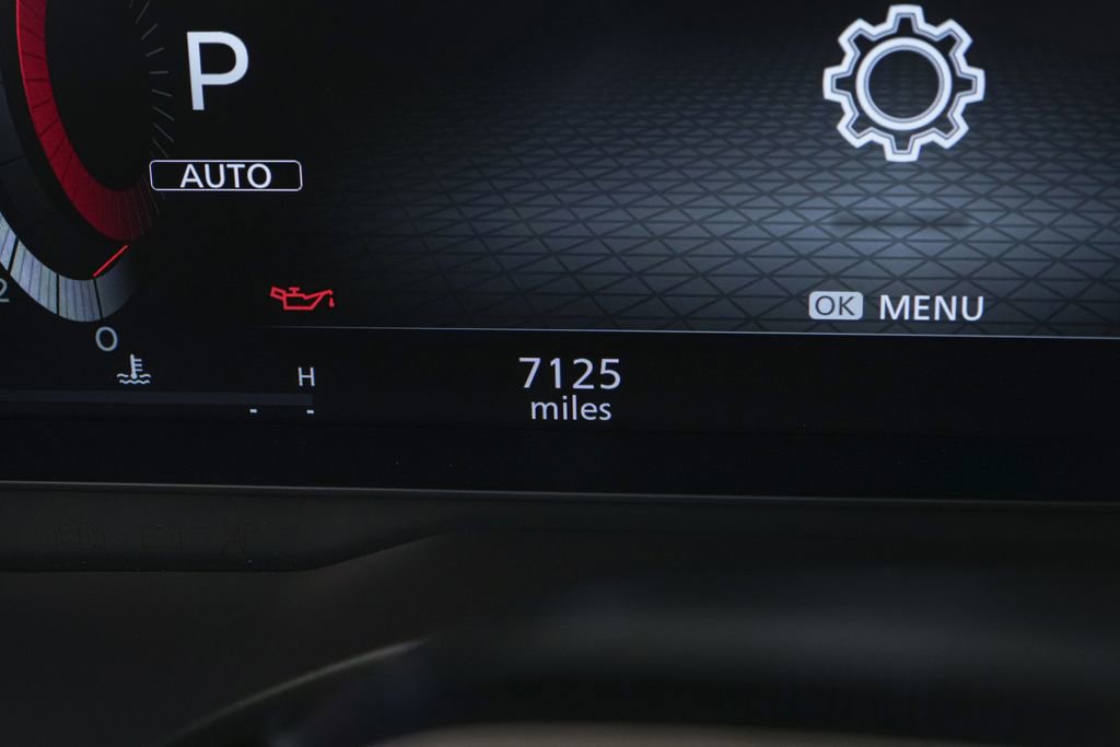 Used 2025 Nissan Rogue Platinum AWD/4WD image 17