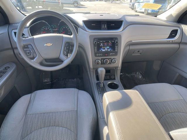Used 2017 Chevrolet Traverse LS image 17