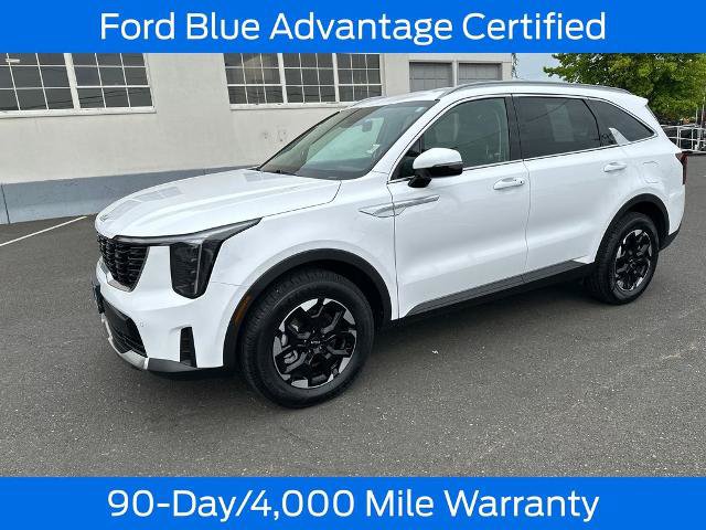 Used 2024 Kia Sorento S AWD/4WD image 3