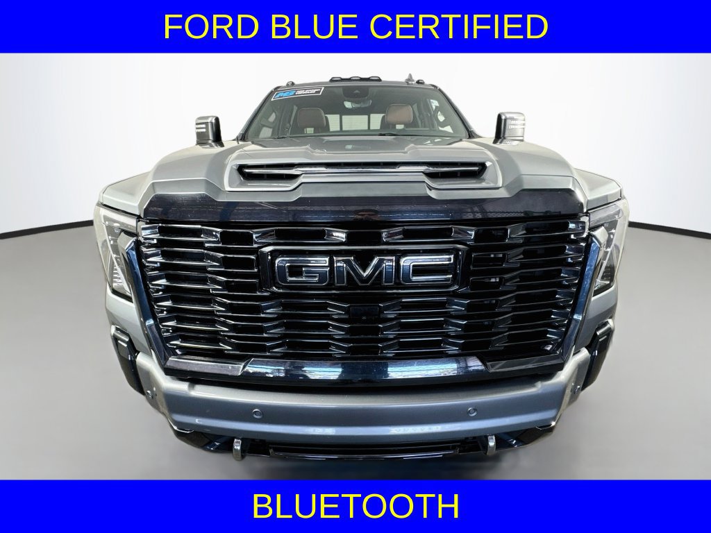 Used 2024 GMC Sierra 2500 Denali Ultimate AWD/4WD image 3