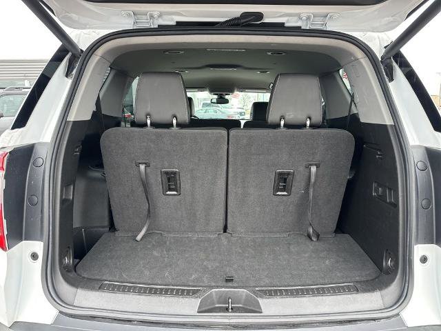 Used 2023 GMC Acadia SLT image 11