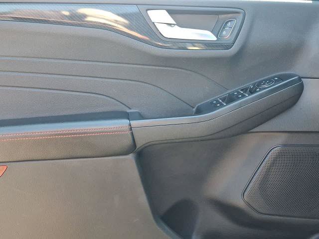 Certified 2024 Ford Escape ST-Line AWD/4WD image 16