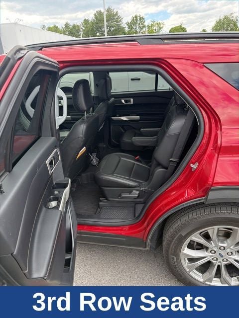 Certified 2022 Ford Explorer XLT w/ Equipment Group 202A AWD/4WD image 16