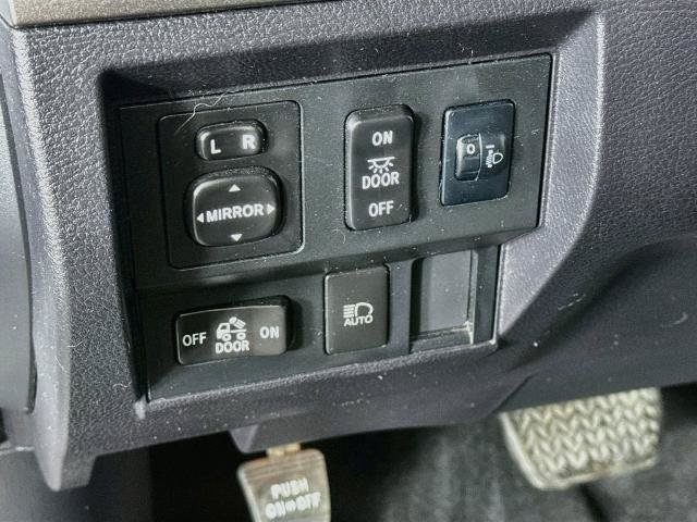 Used 2020 Toyota Tundra SR5 AWD/4WD image 10