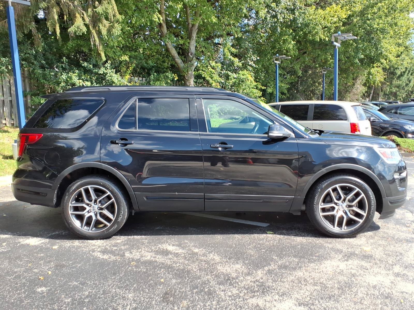 Certified 2019 Ford Explorer Sport AWD/4WD image 2