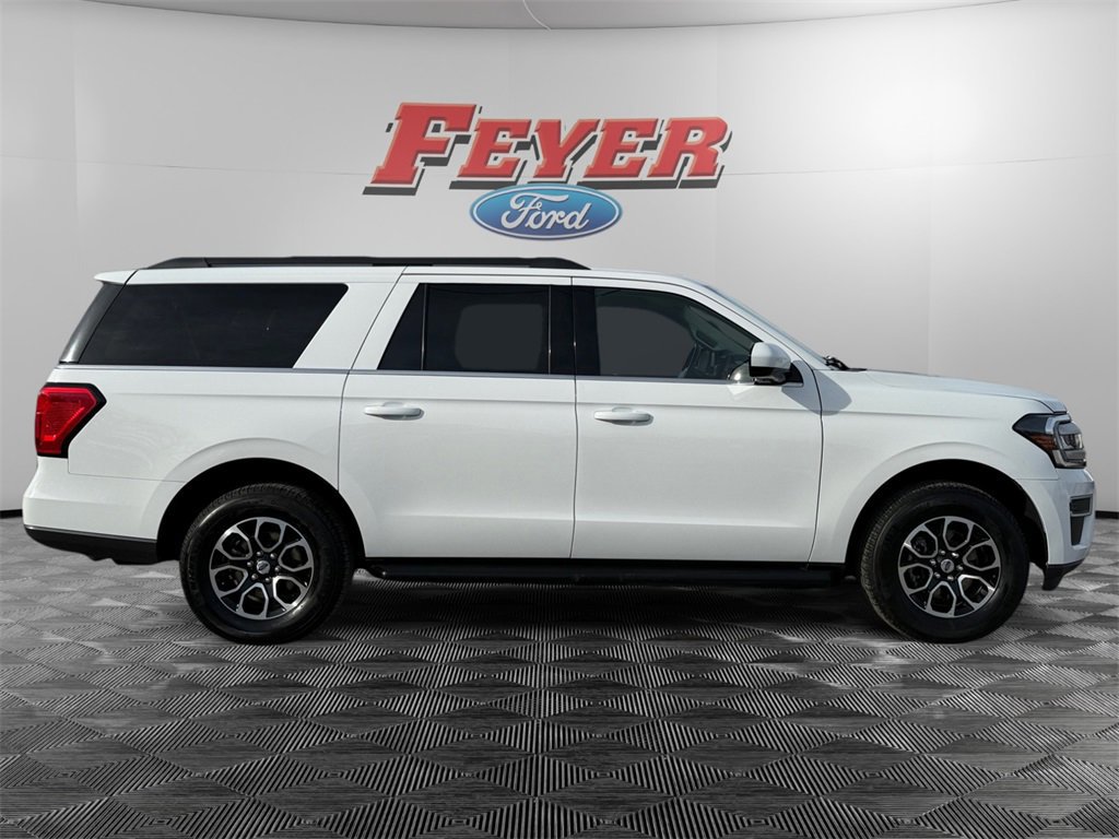 Certified 2024 Ford Expedition Max XLT image 6