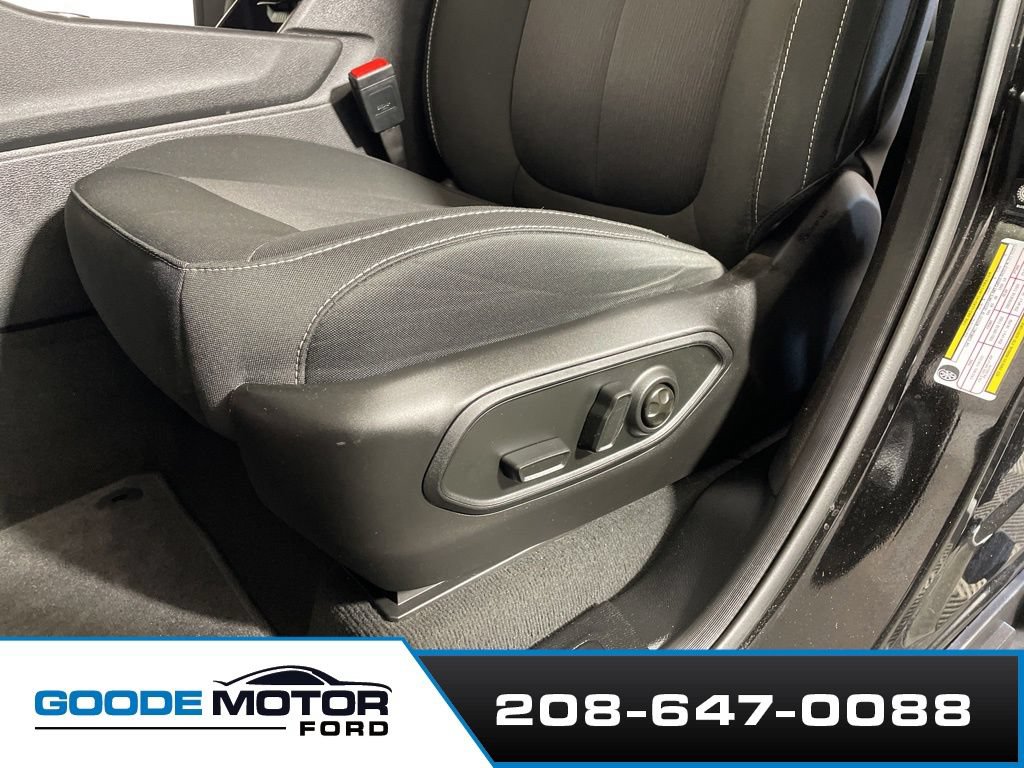 Used 2024 Jeep Grand Cherokee L Laredo w/ Luxury Tech Group I AWD/4WD image 11