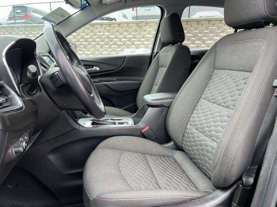 Used 2020 Chevrolet Equinox LT image 3